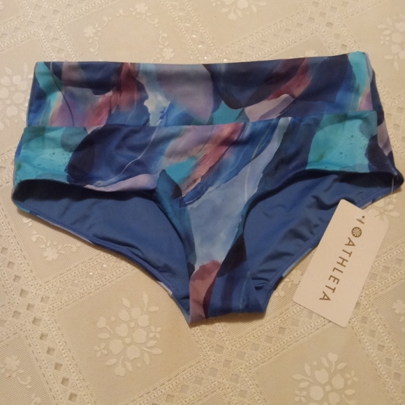 🆕 Athleta Malibu Printed Boyshort in Make A Splash Cool, XS, NWT - Picture 9 of 15